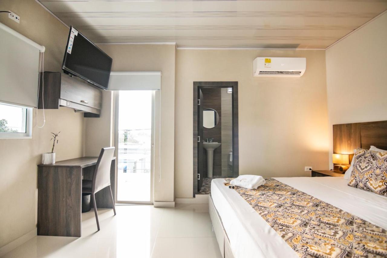 Cienaguas Hotel Ciénaga エクステリア 写真
